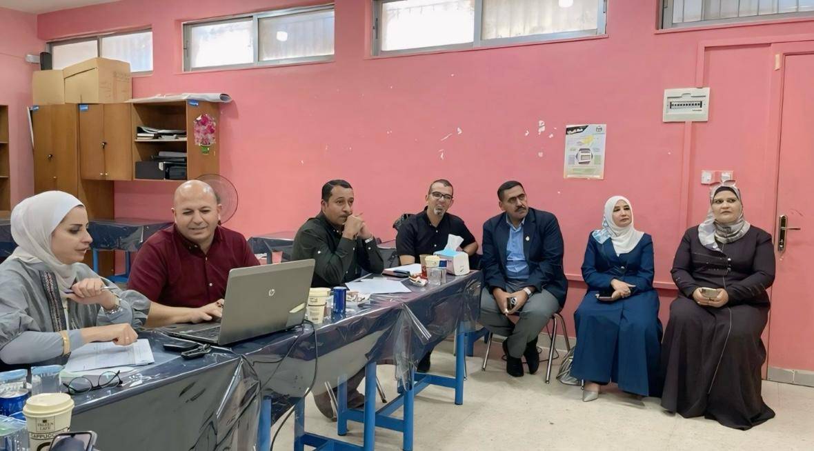 بني عطية تتابع إقامة مسابقة فيلم الدقيقة والحكواتي في مديرية تربية القصر