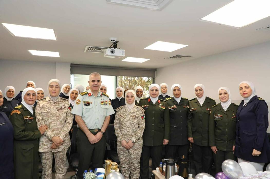 دائرة النسائية والتوليد تحتفل بمناسبة اليوم العالمي لتنظيم الأسرة