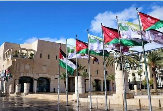 الأمانة تنذر موظفين بالفصل  أسماء