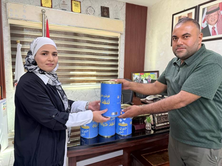 الخريشا تطلق حملة حصالة الخير  في تربية لواء ناعور...صور