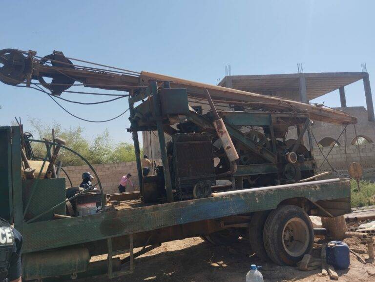 ضبط حفارة مياه مخالفة في الشونة الجنوبية وحجزها