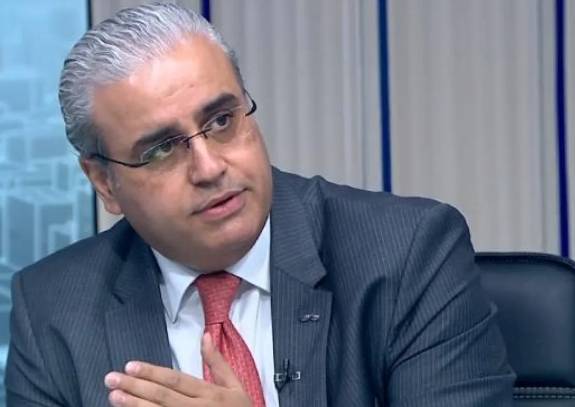 بعد انتظار طويل.. البدور يقرر إنشاء صندوق ادخار لموظفي الصحة