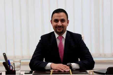 الكلاب أفقدتنا البوصلة.. بين رضا المنظمات ودماء الأطفال