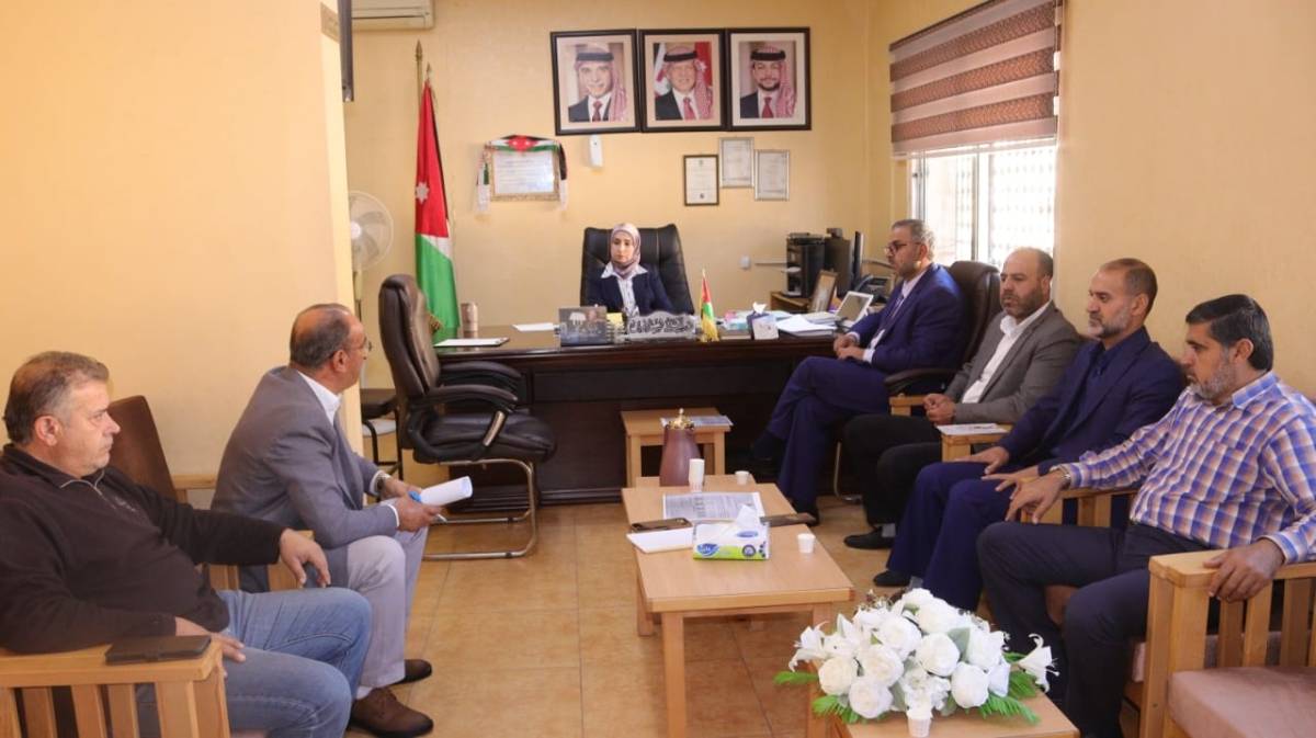 السلامين تجتمع بلجنة التوجيه المهني في المديرية