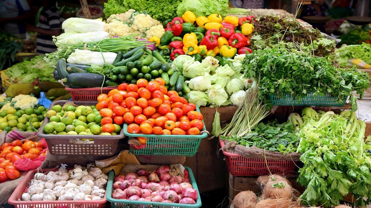 2165 طنا من الخضار ترد للسوق المركزي اليوم