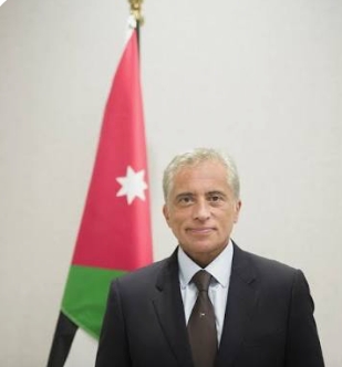 رئيس الوزراء يرعى حفل التكريم السنوي للمعلمين بمناسبة يوم المعلم العالمي