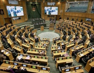 النائب إياد جبرين يستوضح أسباب مماطلة إحالة عطاء خدمات النقل البري .. وثيقة