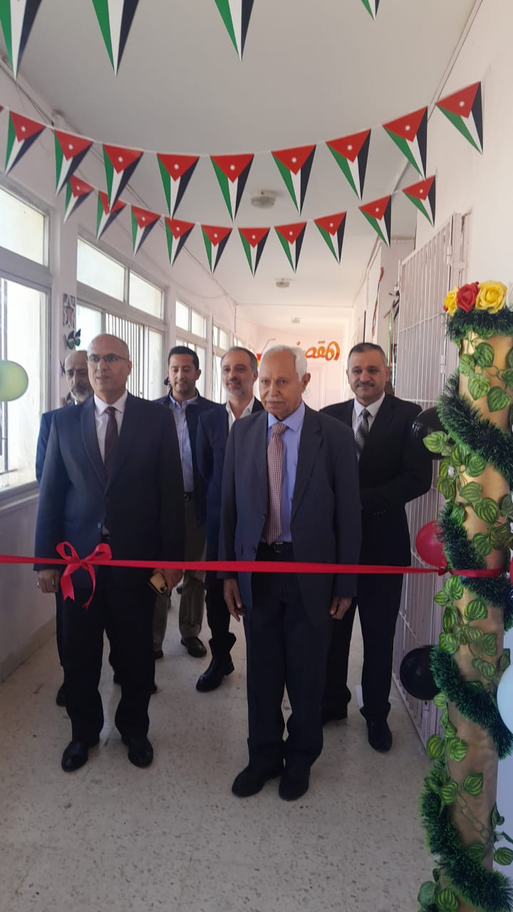 متصرف لواء الجيزة يرعى احتفال مدرسة منجا الثانوية الشاملة المختلطة بمناسبة يوم المعلم