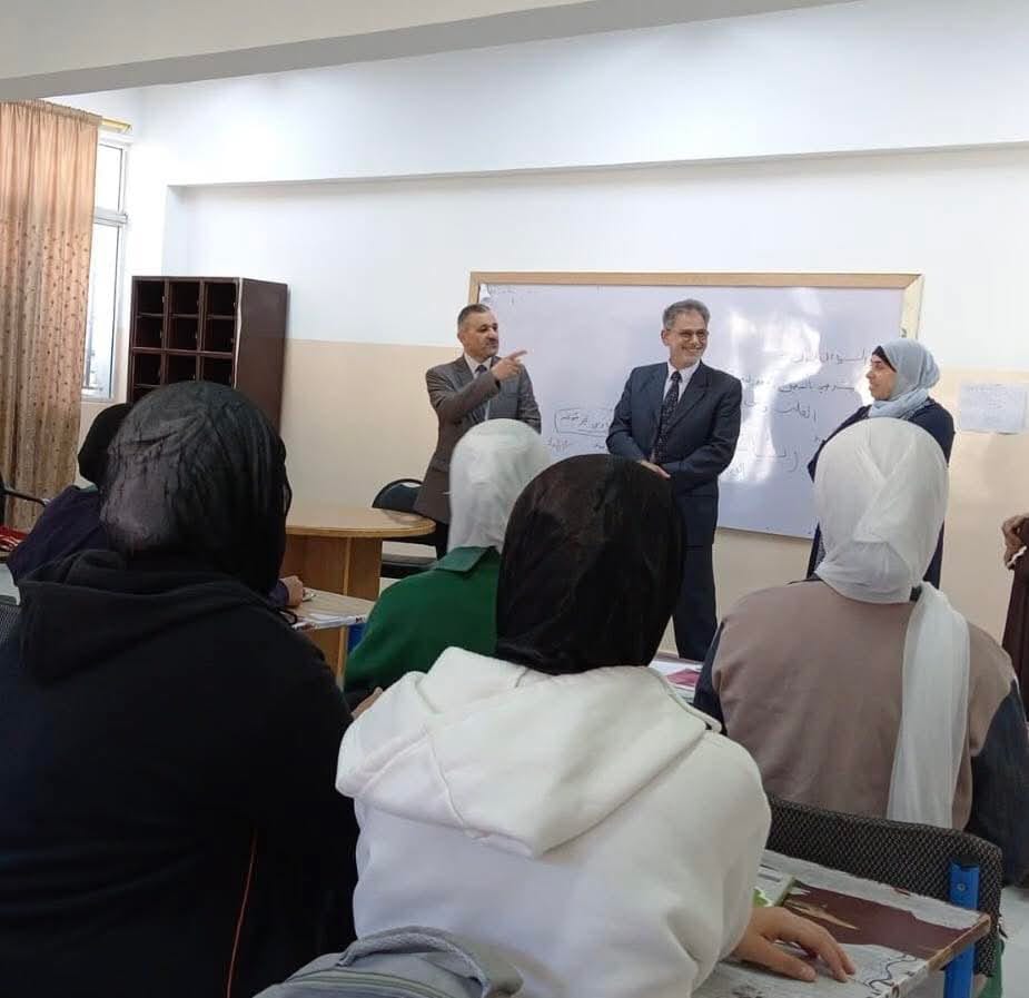 الجريري يتفقد واقع التعليم BTEC في مدرسة الجيزة الثانوية الشاملة المختلطة