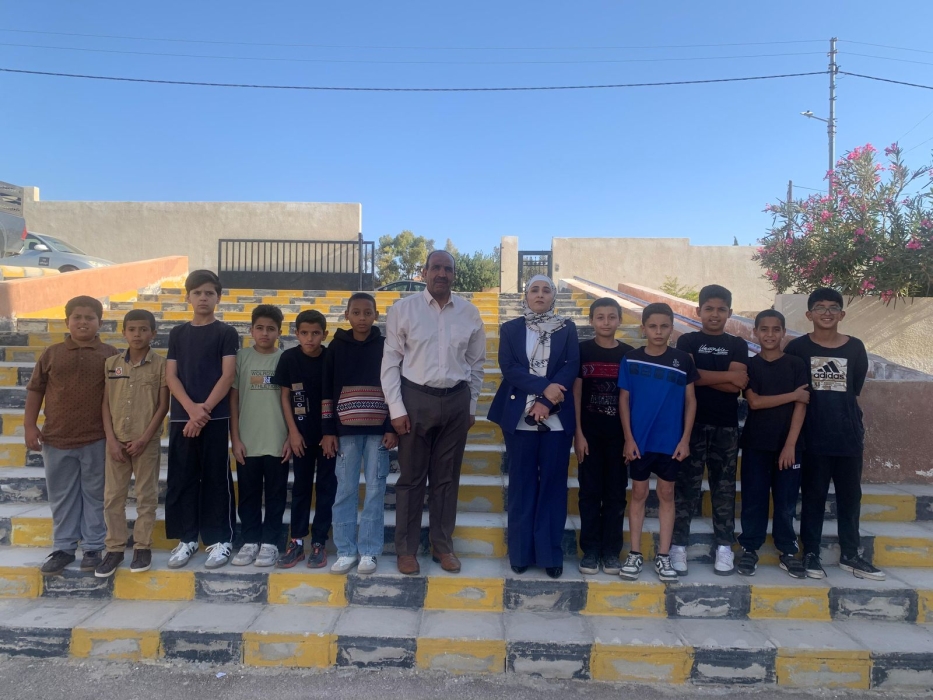 الخريشا تتابع ميدانيا   سير الدوام وأعمال الصيانة في مدرسة أم القطين الأساسية للبنين