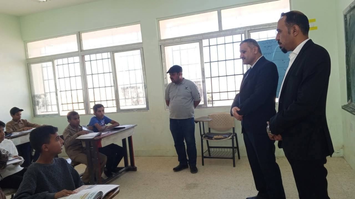 مدير التربية والتعليم يتفقد مدارس لواء الجيزة و يشيد بجهود الهيئات الإدارية والتدريسية