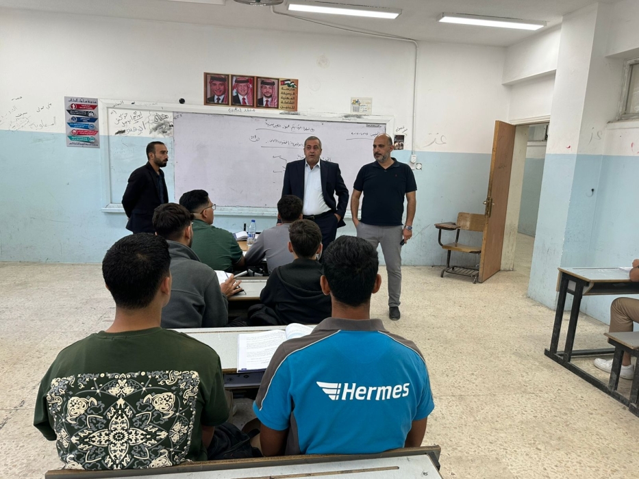 الشديفات يتفقد جاهزية مدارس الرصيفة استعدادًا لفصل الشتاء