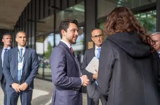 ولي العهد: الزيارة الى فرنسا ركزت على توسيع فرص التعاون