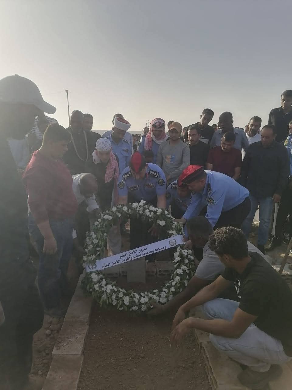 تشييع جثمان الشرطي خالد فيصل فهد الشخاتره...صور