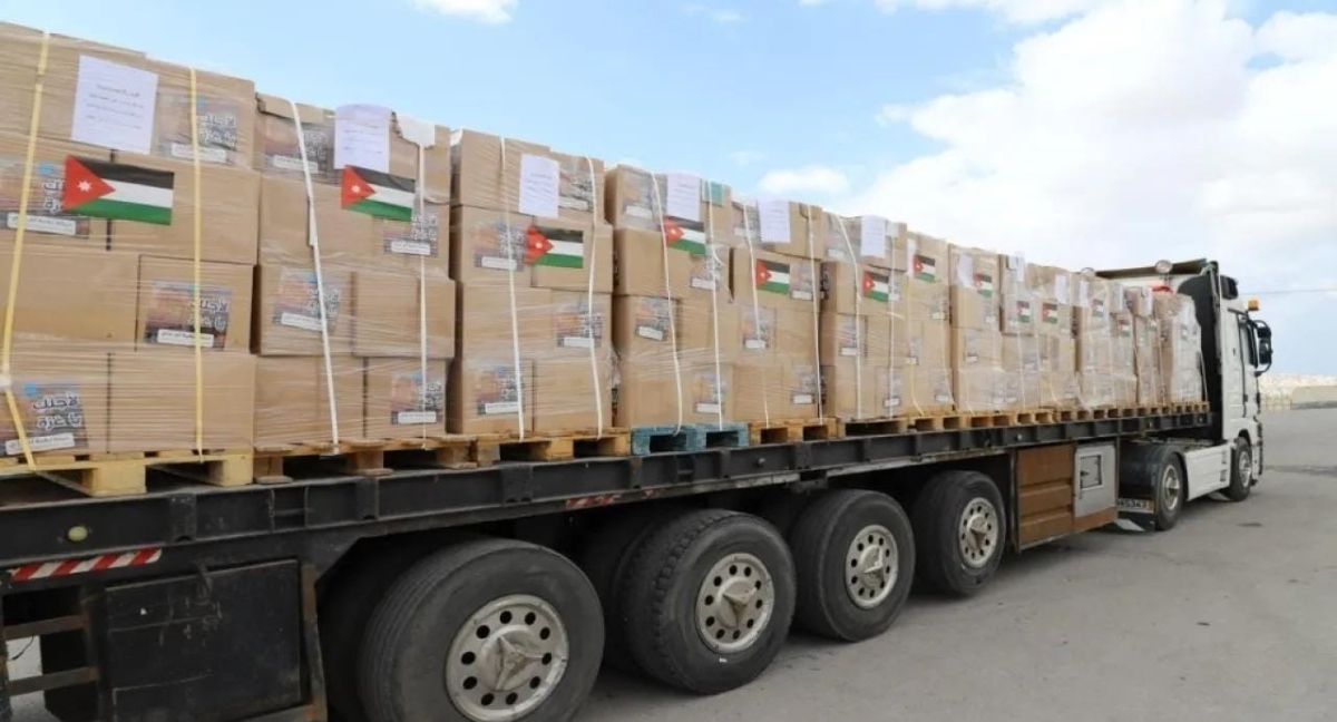 الأردن: 25 ألف طن مواد غذائية جاهزة لنقلها إلى غزة