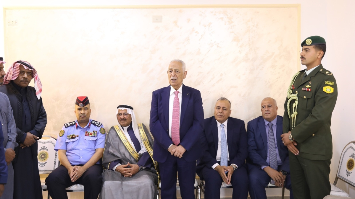 مندوبا عن الملك وولي العهد. العيسوي يعزي عشيرتي الشخاترة وأبو وندي