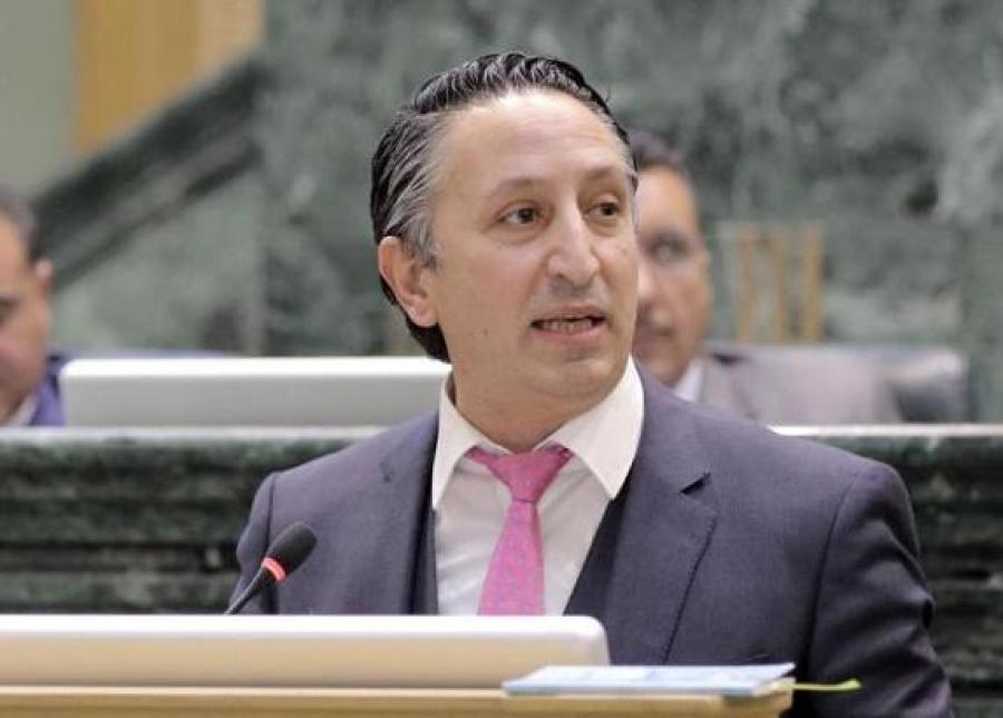 5000 دينار لكل من يعقره كلبٌ ضال .. النائب أبو رمان يقترح تشريعًا على الحكومة