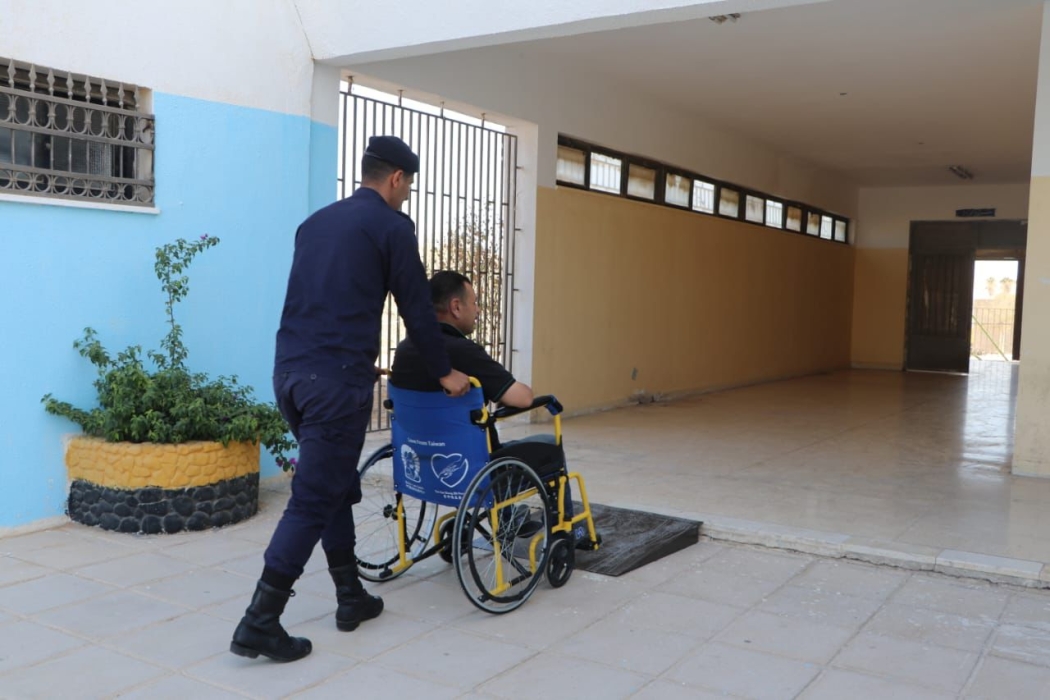 إدارة مراكز الإصلاح تهيئ عدداً من مبانيها لخدمة النزلاء من ذوي الإعاقة...صور