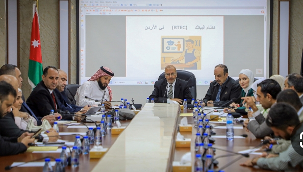 التربية النيابية تبحث تطوير مسار التعليم المهني والتقني