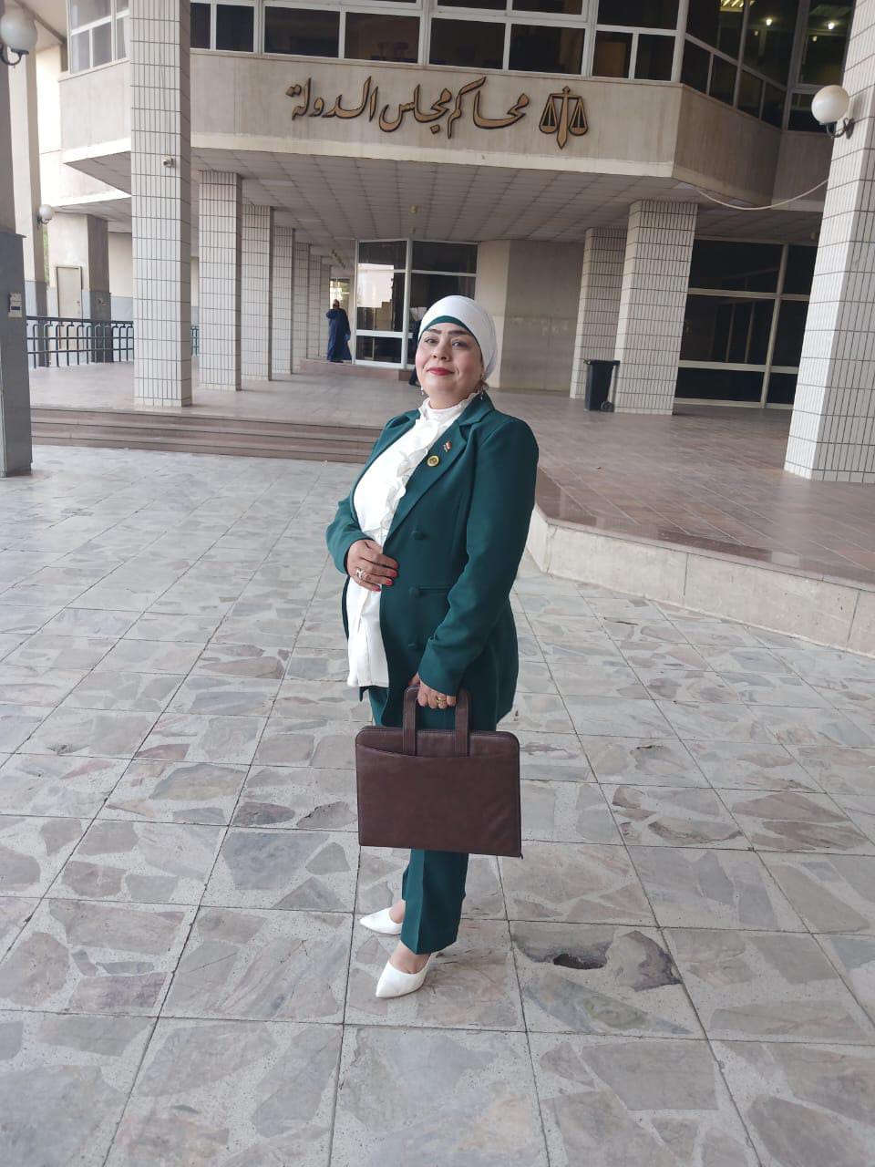 الكاتبة الصحفية نجوى يوسف تتقدم بأوراق ترشحها لانتخابات مجلس النواب بأسيوط