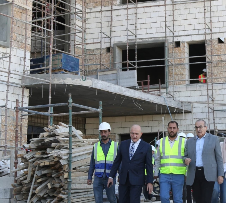 وزير الأشغال يتفقد مشاريع محكمة استئناف عمان ومدرستي حي الذهيبة والحزام في العاصمة