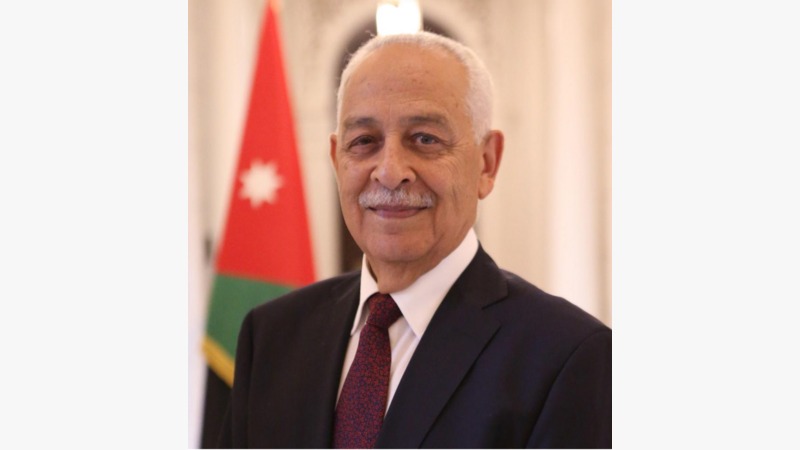 مندوبا عن الملك وولي العهد.. العيسوي يعزي عشيرة العنيزات