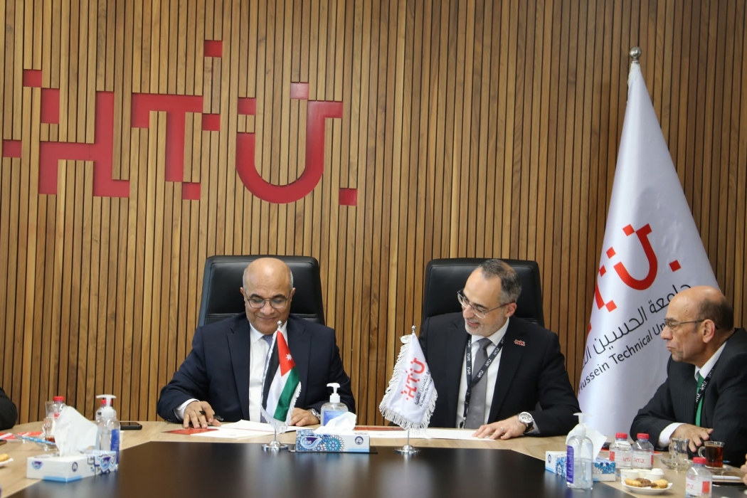 نقابة الصحفيين الأردنيين وجامعة الحسين التقنية توقعان مذكرة تفاهم