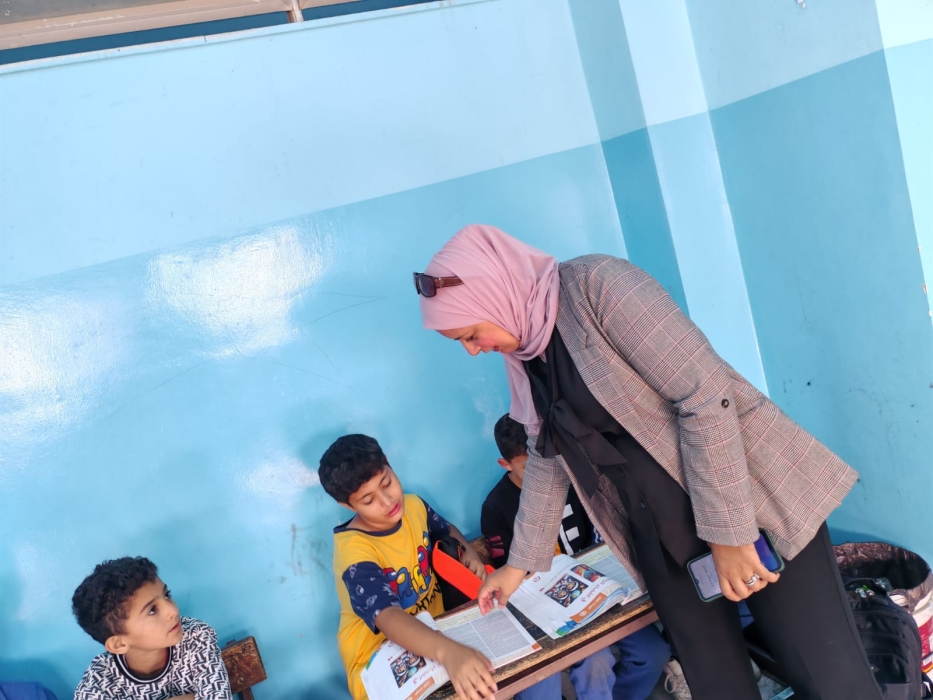 العيطان تتفقد مدارس منطقة المستندة لتعزيز البيئة التعليمية