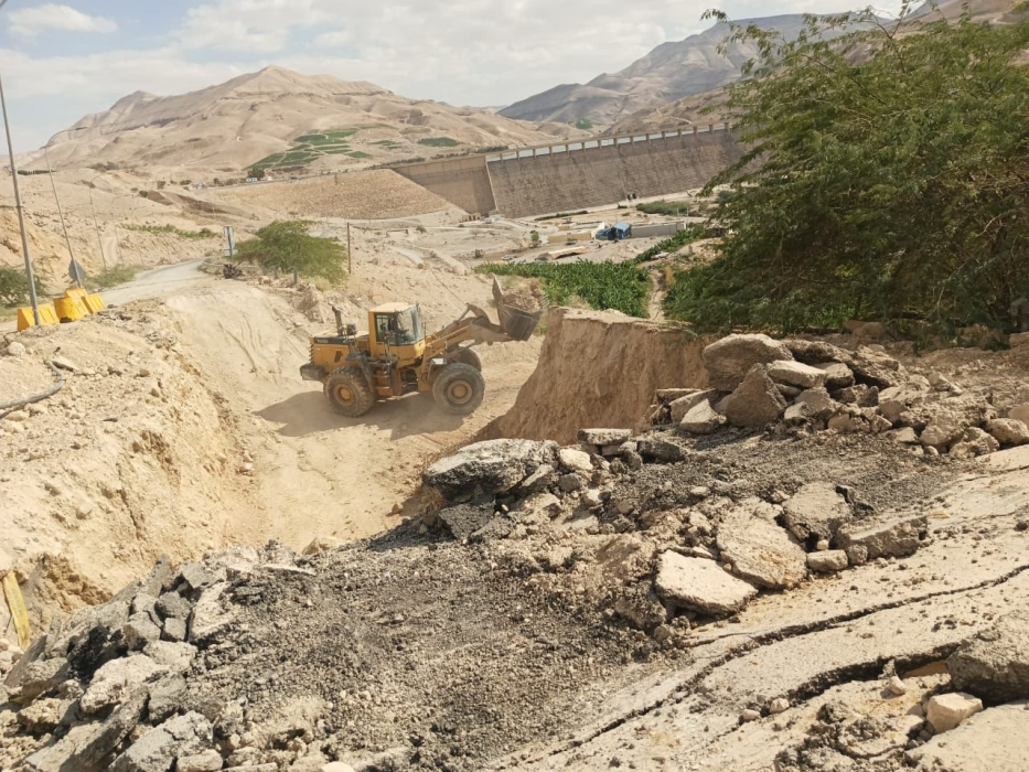 الأشغال تعلن إغلاق طريق الموجب لمدة 3 أسابيع...صور