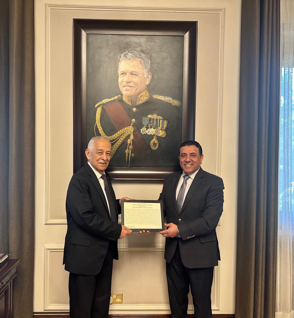 الشرعاوي الزيود يوجه رسالة تقدير إلى رئيس الديوان الملكي  العيسوي 
