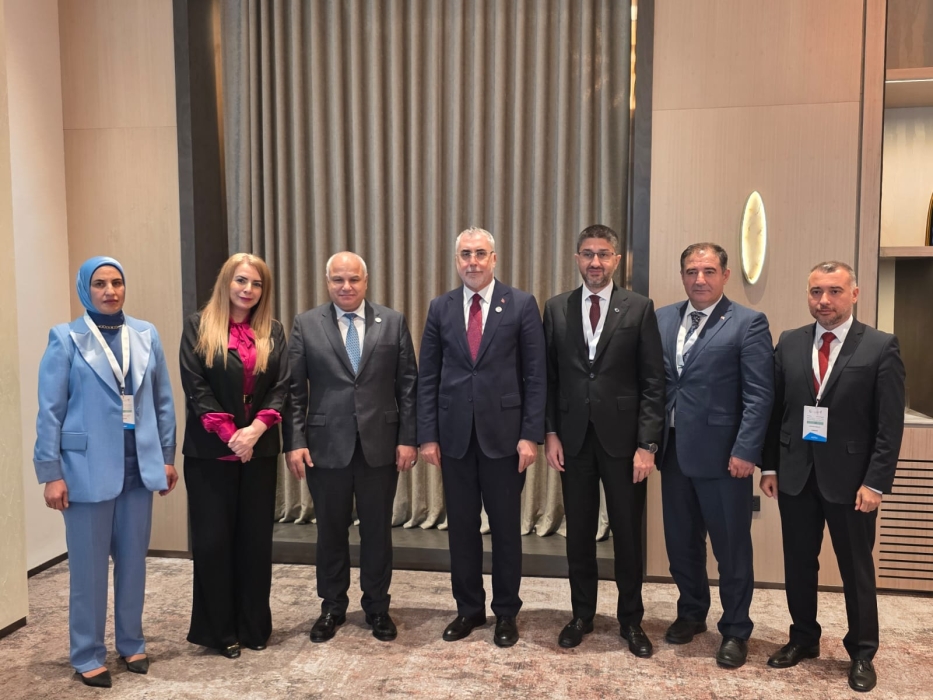 وزير العمل يلتقي نظرائه من دول عربية وإسلامية في الدوحة