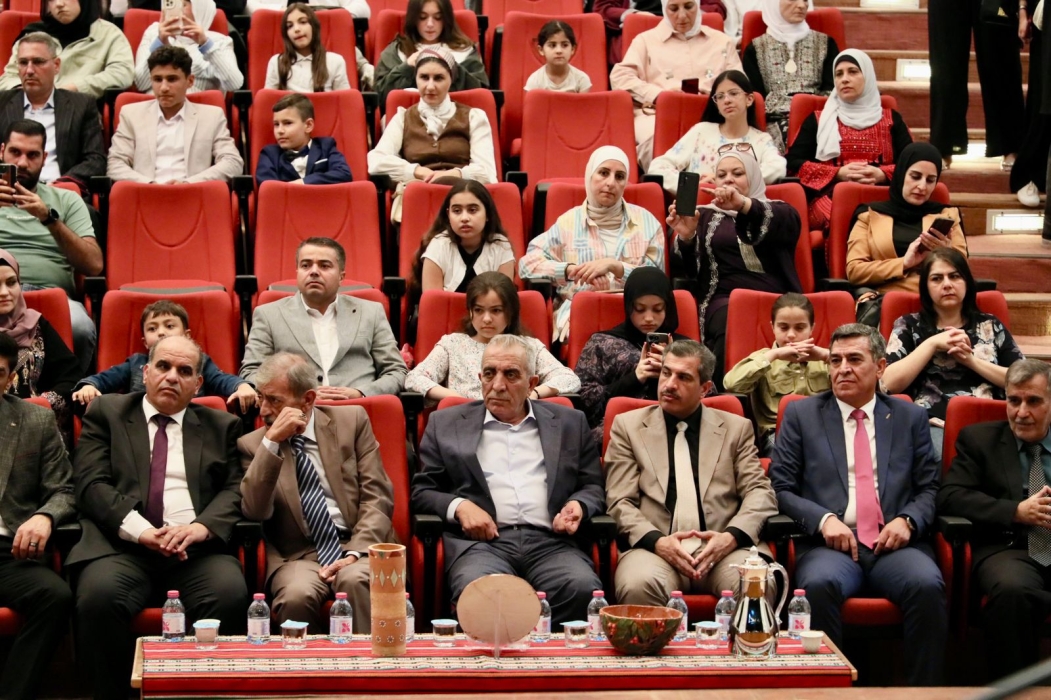 وزير الثقافة مصطفى الرواشدة يرعى حفل تخريج الفوج الثالث من معهد تدريب الفنون في اربد .