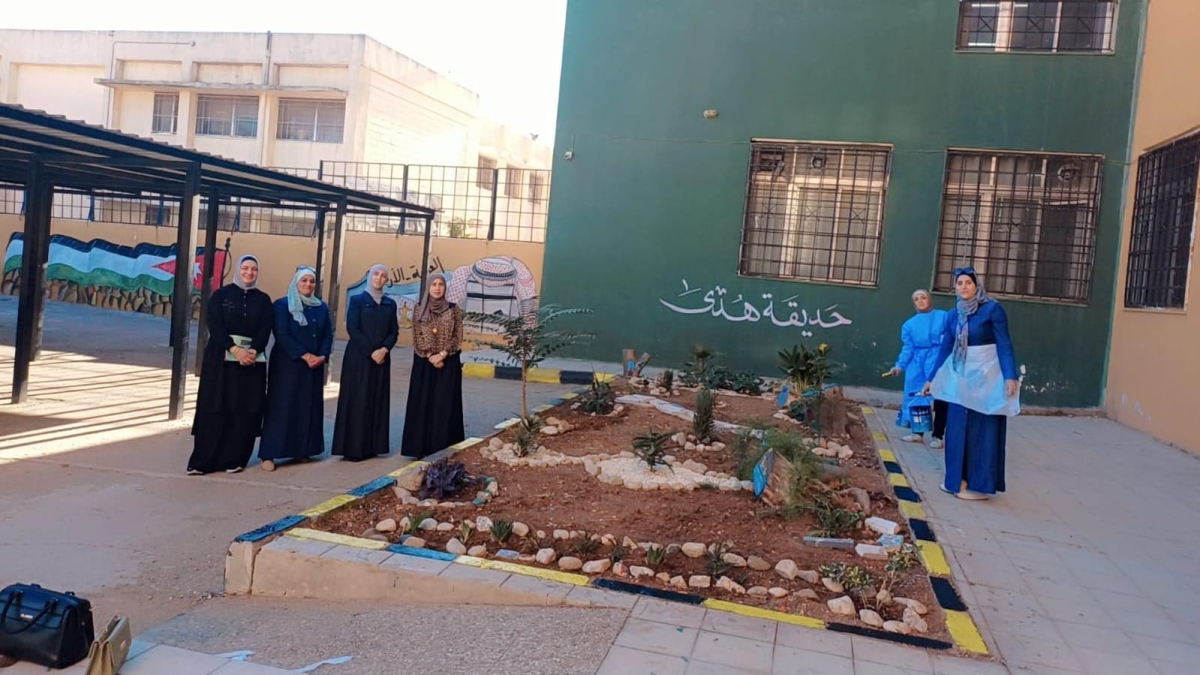 الطهراوي تطلق مبادرة تحت عنوان مدرستي هي الأجمل