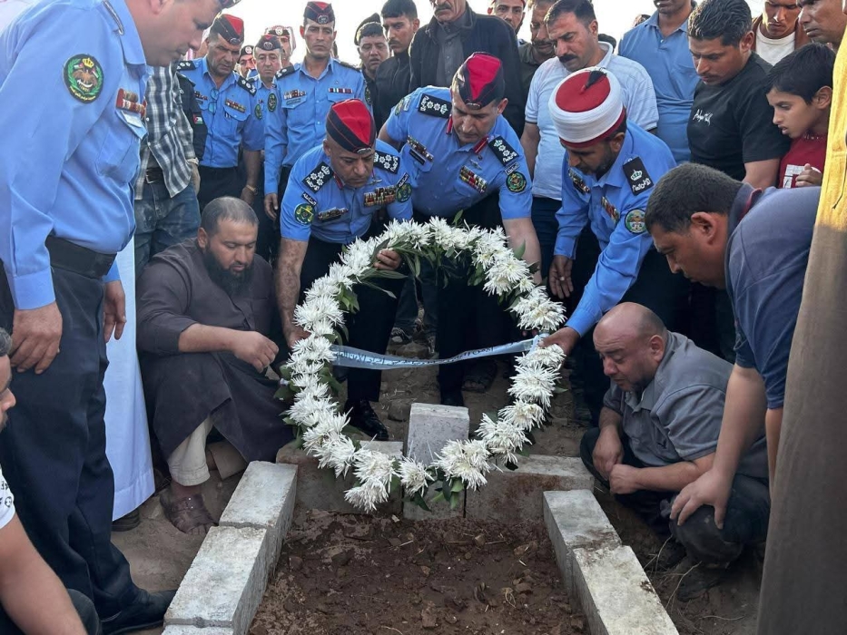 العميد السواعير يشارك بتشييع جثمان الوكيل محمد أحمد الخلايلة