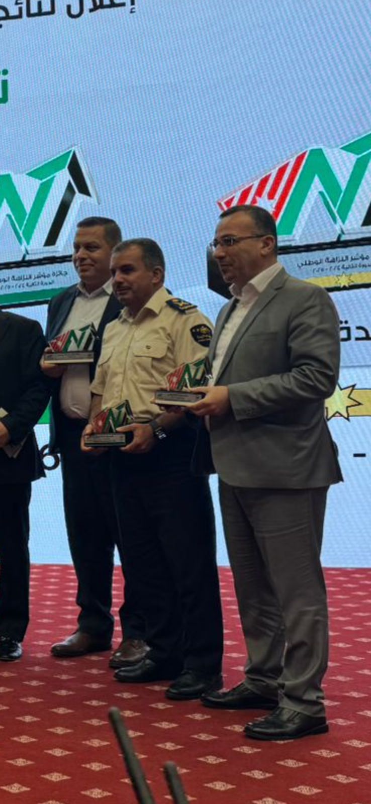 *الجمارك تحصد جائزة المركز الثاني بمؤشر النزاهه الوطني*