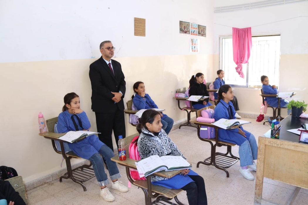 الرواضية يترأس فريق الدعم والإسناد في مدرسة بئر خداد الاساسية للبنين