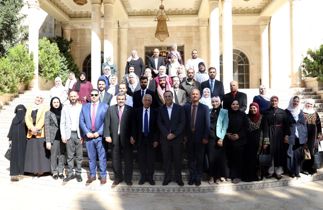 العيسوي خلال لقائه لجنتي المرأة والشباب في الحزب الوطني الإسلامي : حكمة الملك تنير درب الأمة ...صور