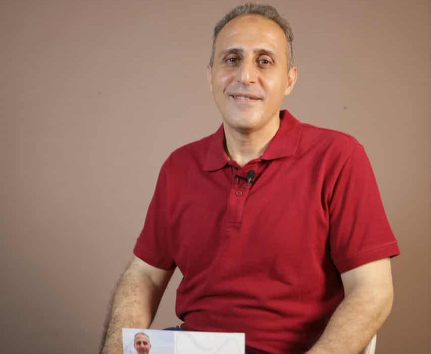 د. مصطفى محمود يكشف طرق العناية بأسنان أصحاب الأمراض المزمنة ويفرّق بين تقويم الأسنان وطبّ الأسنان التجميلي