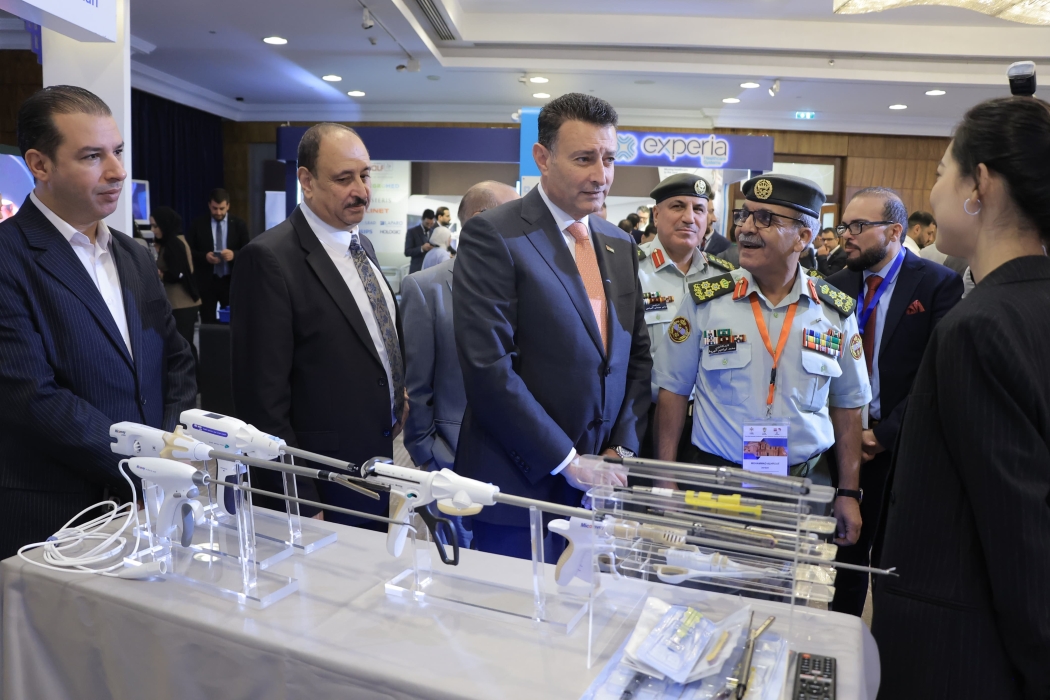 الصفدي يودع رئاسة النواب بحديث عن رسالة الهاشميين والجيش والأردنيين بالوقوف بجانب الأشقاء