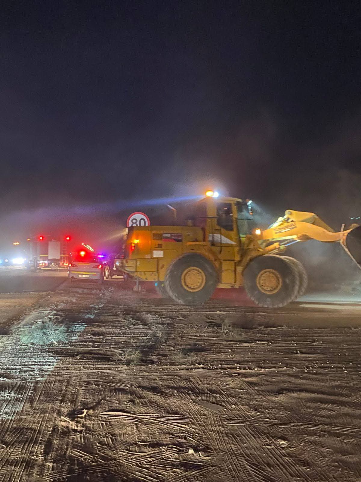 بلدية لواء الموقر تتعامل مع آثار حادث سير على شارع 60...صور