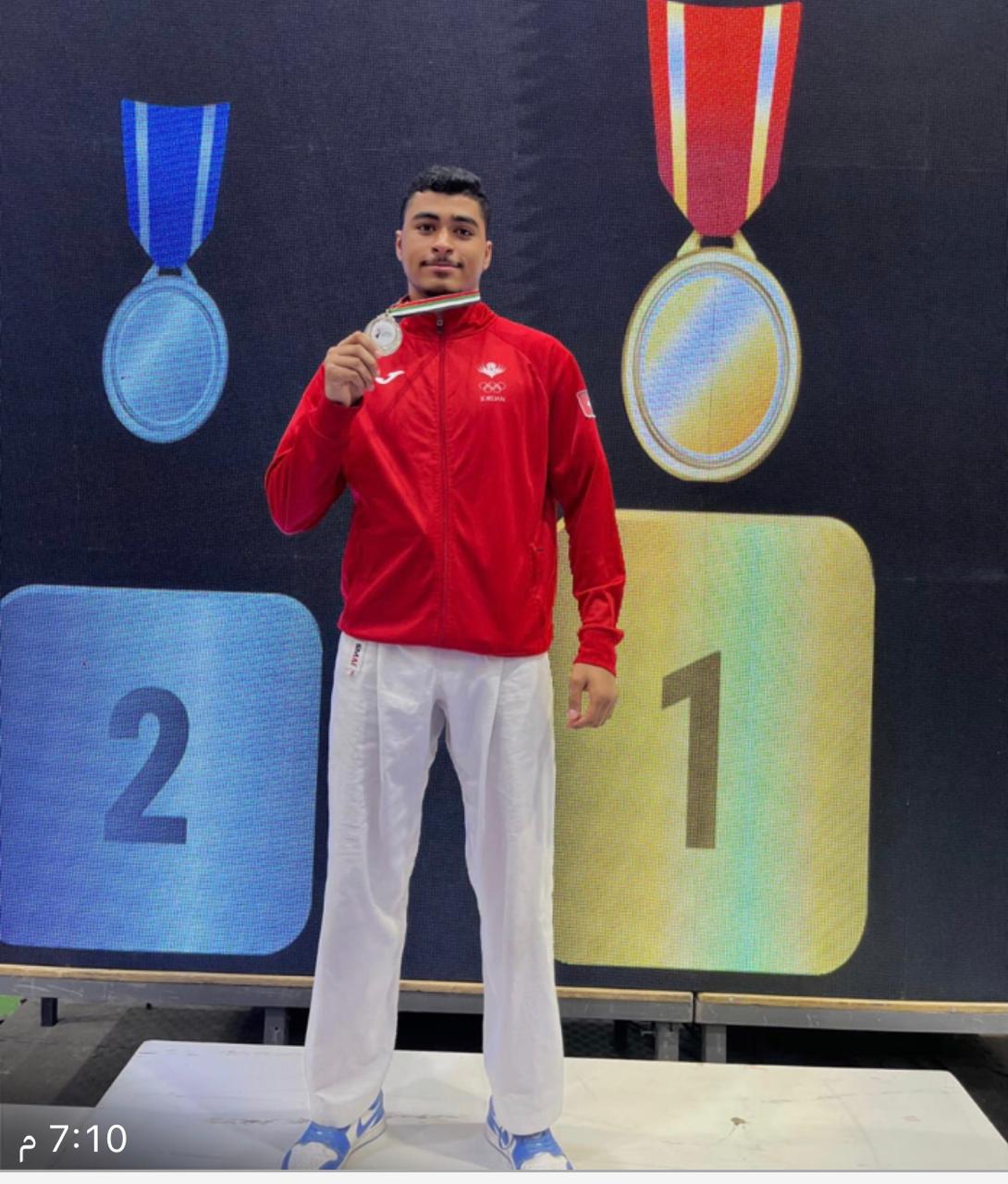 جامعة الزرقاء تحصد المركز الثاني في بطولة تصفية المنتخبات الوطنية للكراتيه