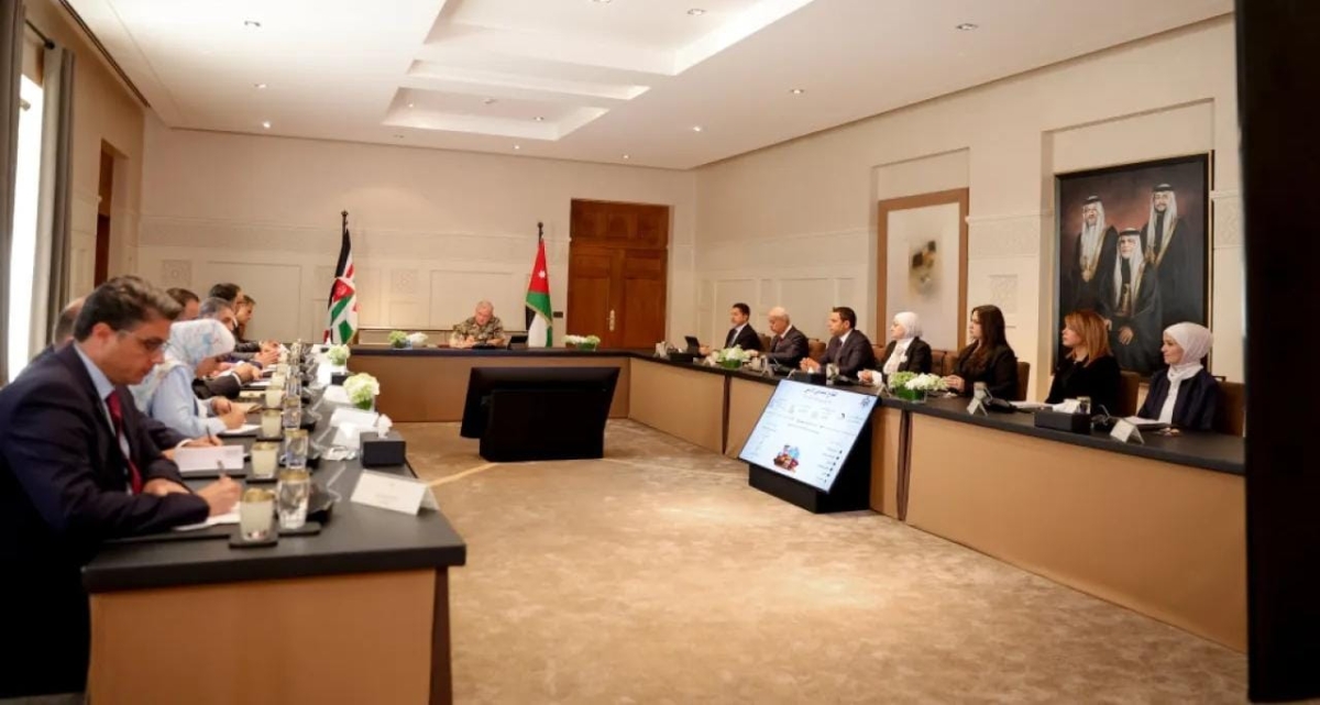 الملك يؤكد أهمية مواصلة تنفيذ مبادرات رؤية التحديث الاقتصادي