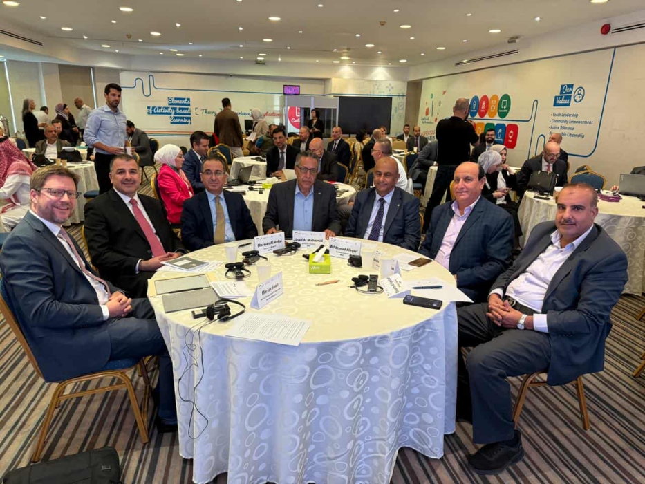 انطلاق الملتقى السنوي الرابع لتعزيز مشاركة القطاع الخاص في سياق ترابط قطاعات المياه والطاقة والغذاء والبيئة ...صور