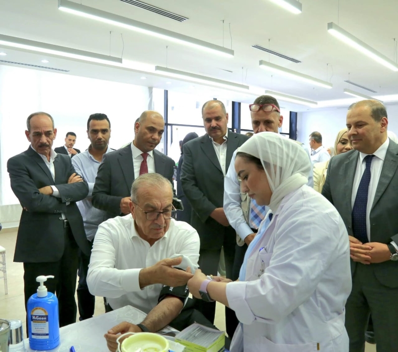 يوم طبي مجاني في نادي موظفي وزارة الأشغال...صور