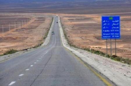 إغلاقات مؤقتة وصيانة على الطريق الصحراوي وطريق المطار