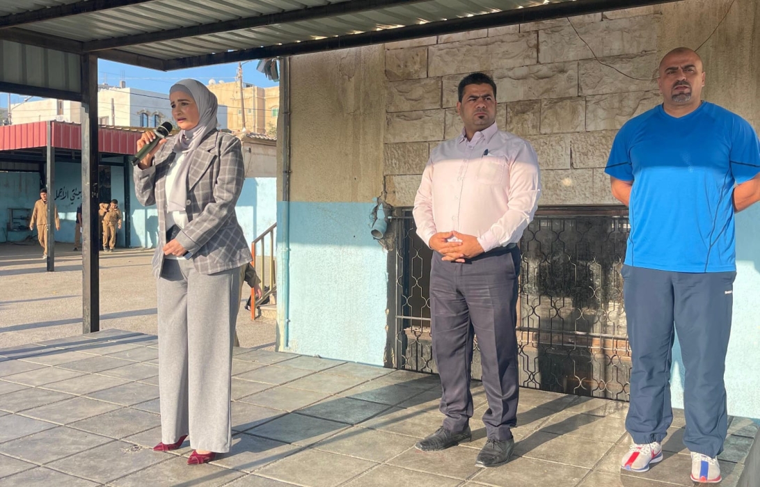 السواريس تشارك الطلبة فعاليات الطابور الصباحي في مدرسة سلبود الأساسية للبنين