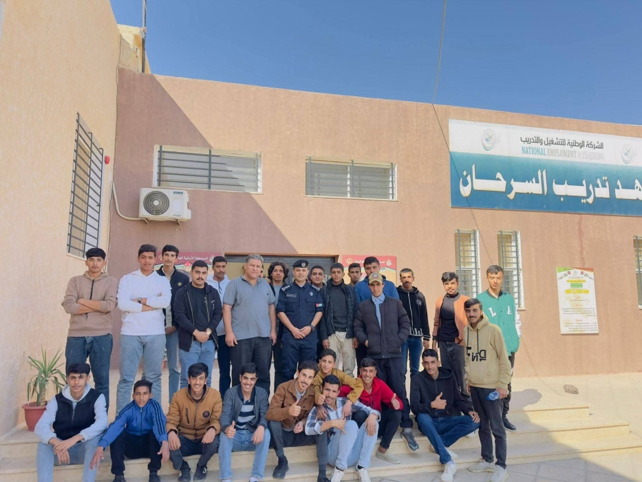 أنشطـة توعويـة ومجتمعيـة في قيادة شرطـة الباديـة الملكيـة ...صور