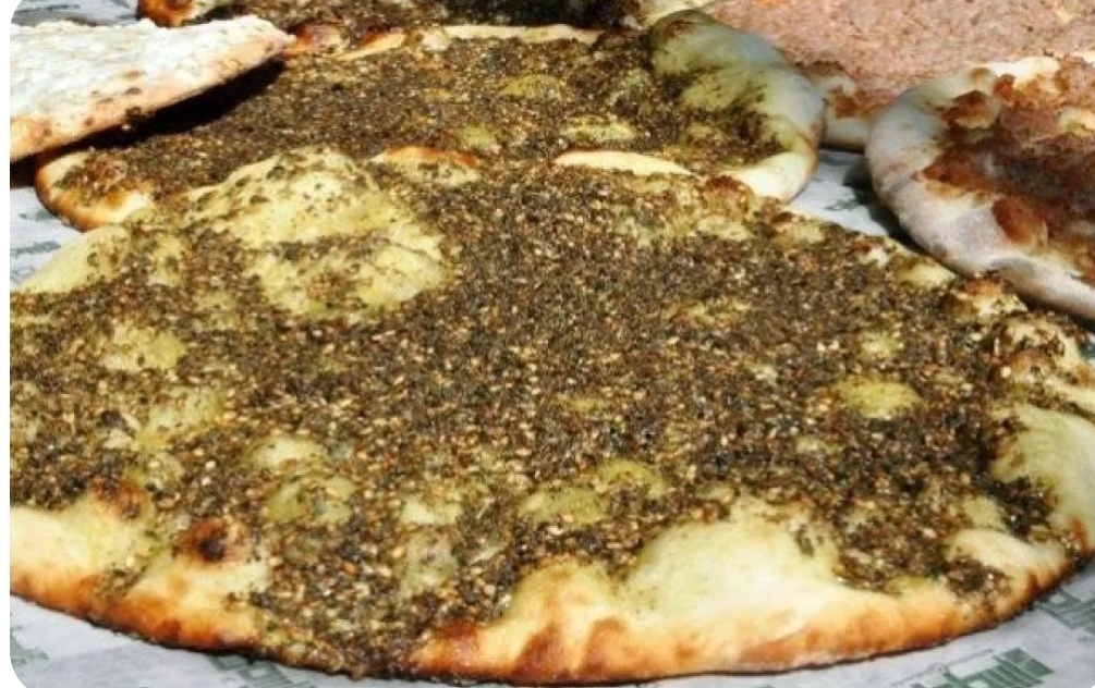 (مناقيش زعتر) تُسمم 7 طلبة في إربد