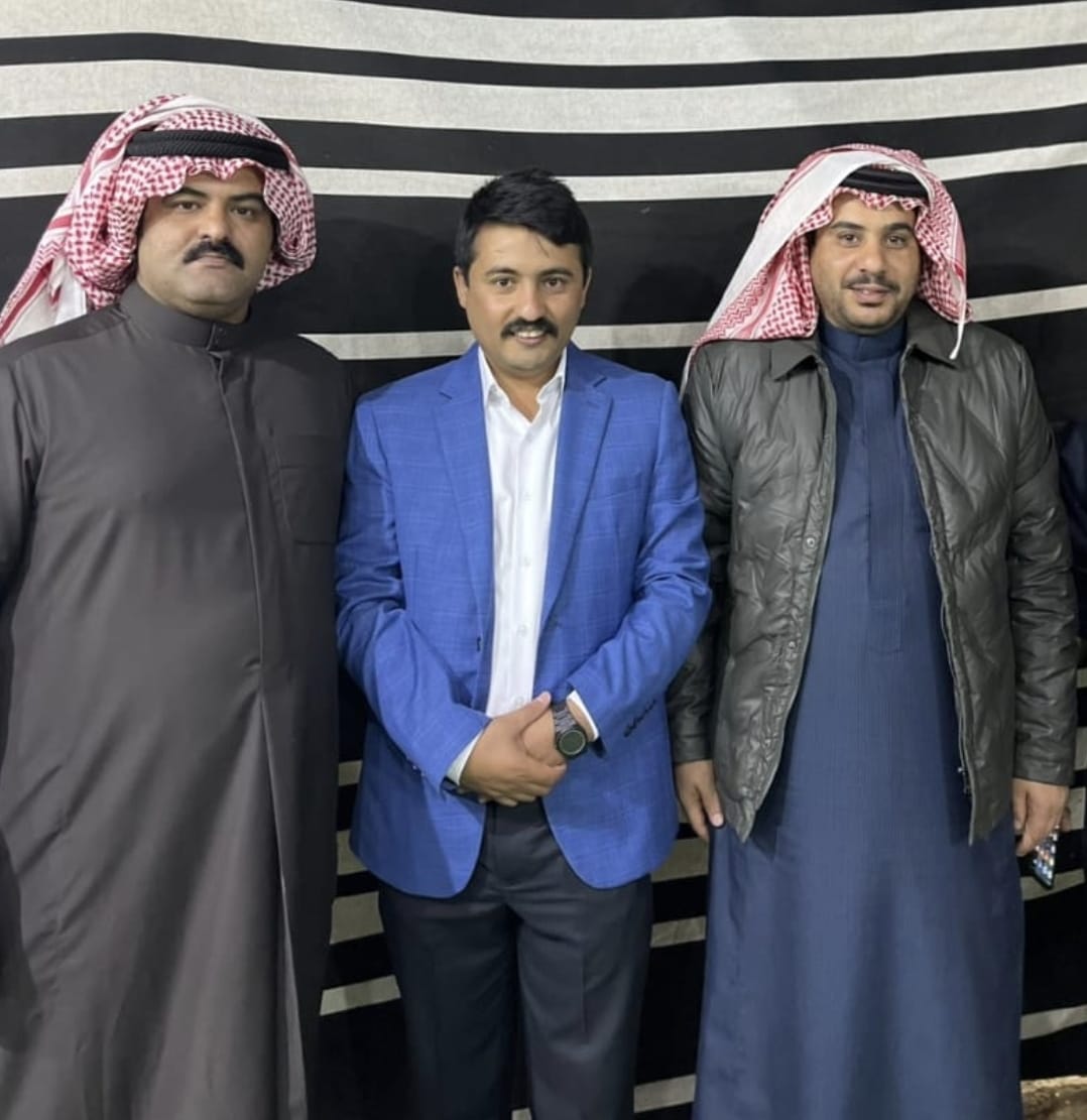 الشوشان يهنئ النقيب عبدالله  الفايز بمناسبة زفافه