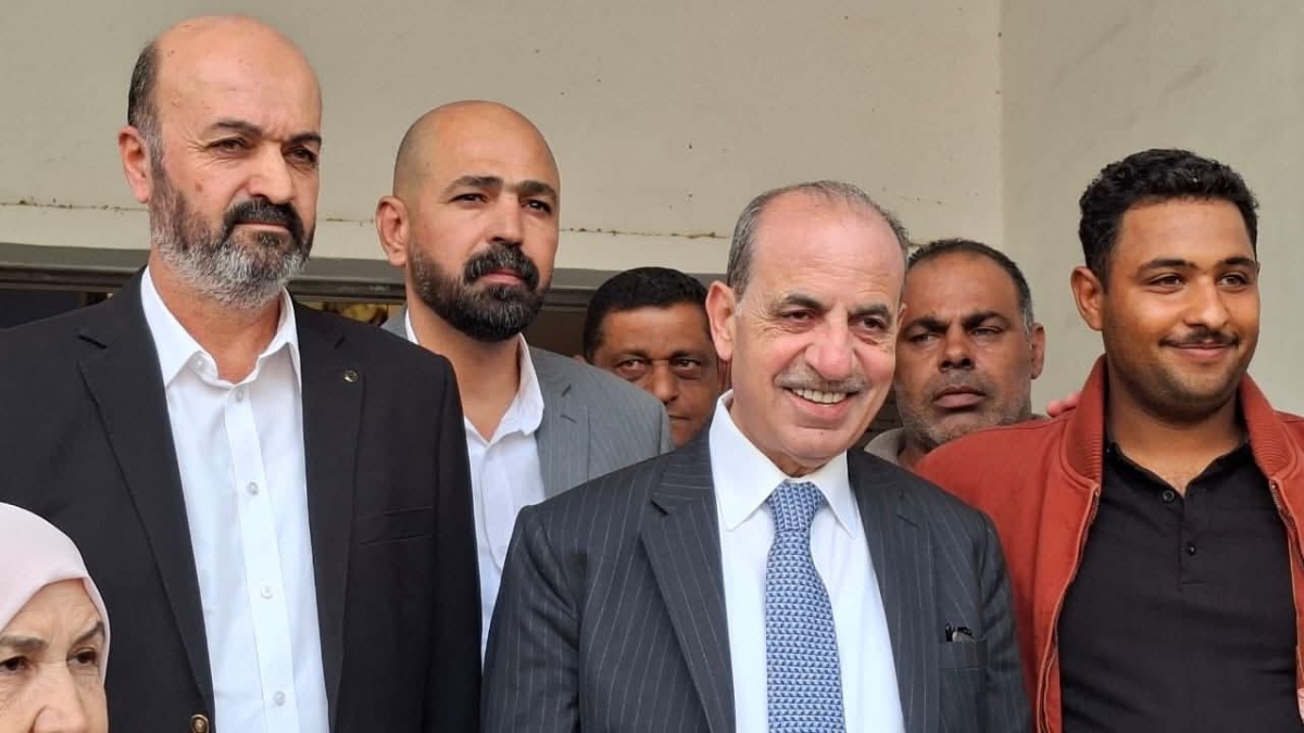 وزير الإدارة المحلية يتفقد عدداً من بلديات إربد ...صور